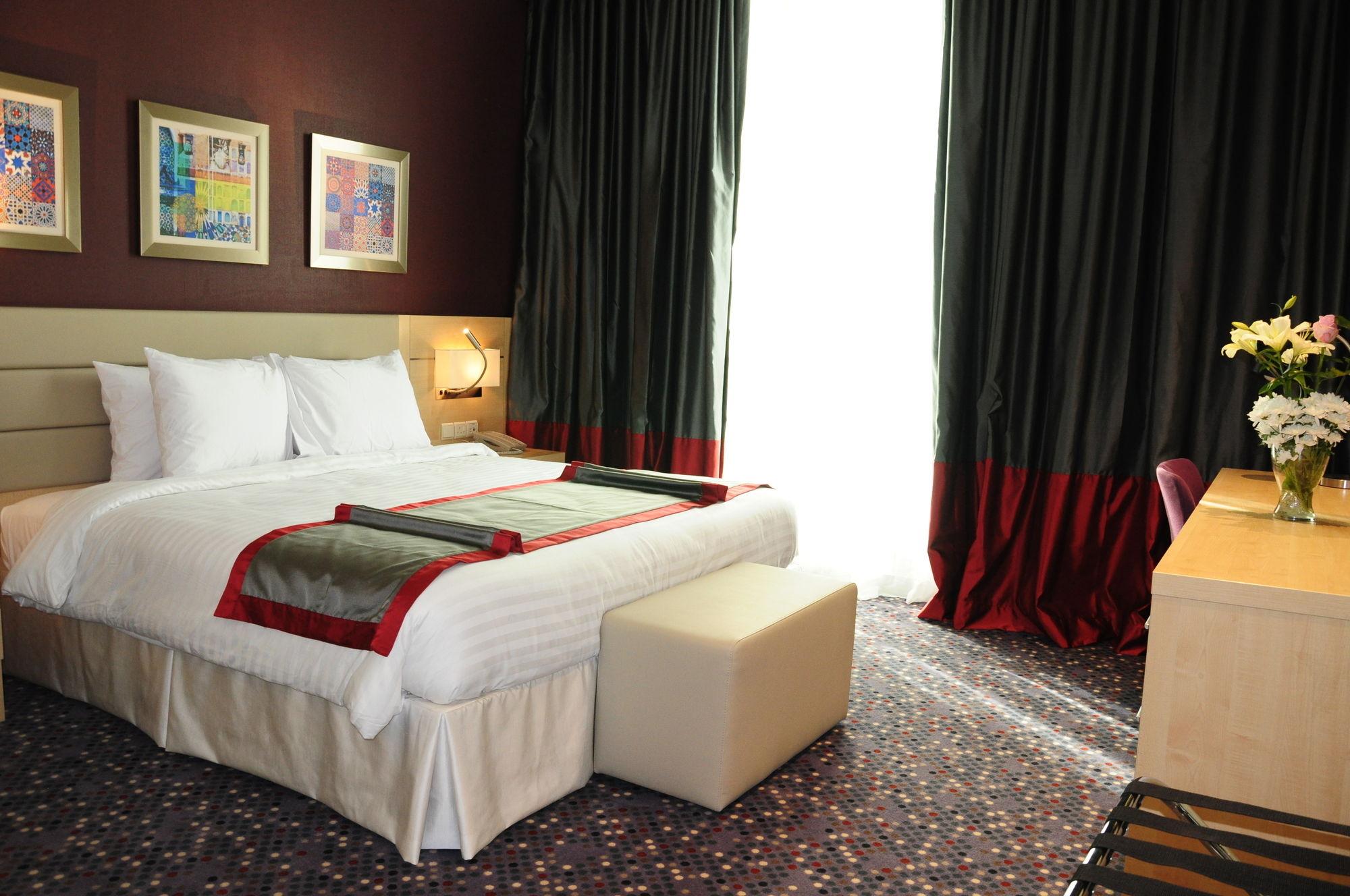 Sas Residence & Hotel, Dhahran - Formerly Radisson Blu Αλ Κομπάρ Εξωτερικό φωτογραφία