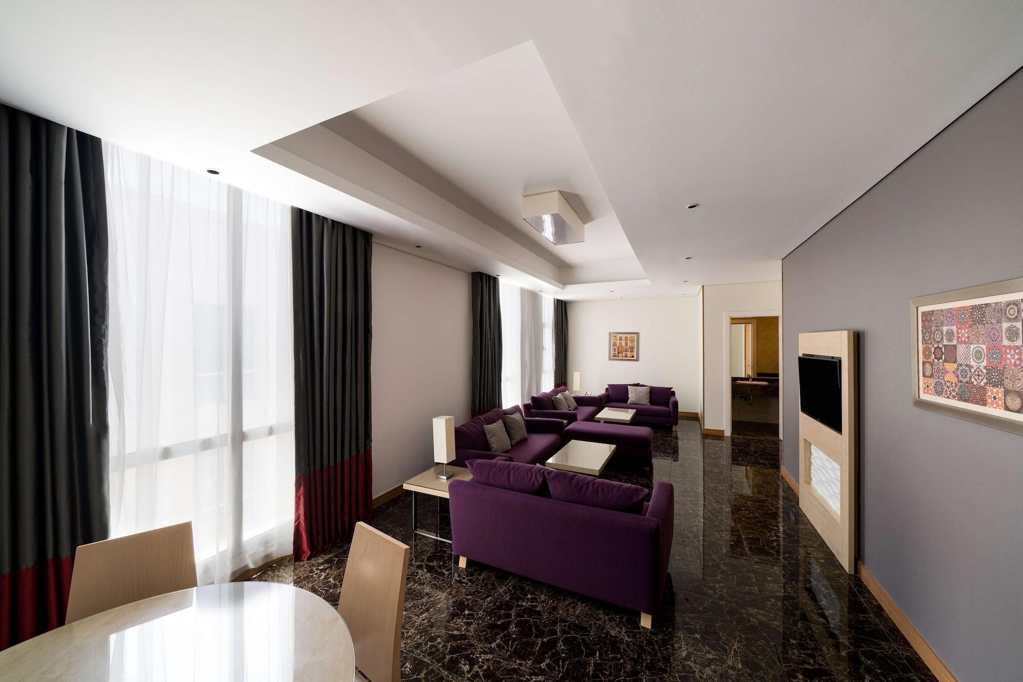 Sas Residence & Hotel, Dhahran - Formerly Radisson Blu Αλ Κομπάρ Εξωτερικό φωτογραφία